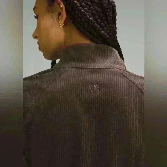 NWT Lululemon Woman’s Scuba Track Jacket Velvet Cord. - Picture 11 of 12